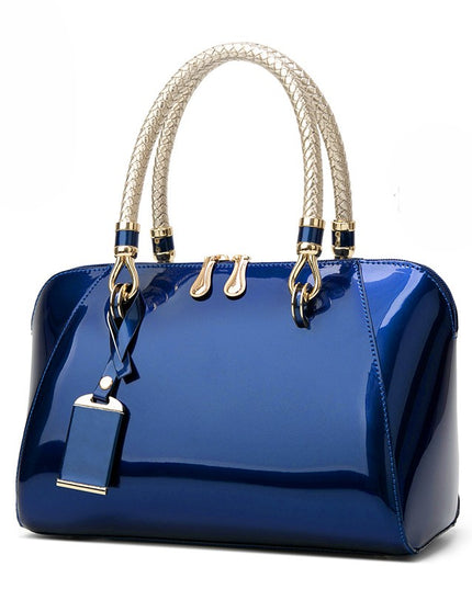 بيلا | حقيبة اليد العصرية اللامعة