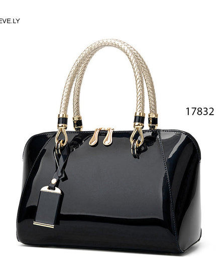 بيلا | حقيبة اليد العصرية اللامعة