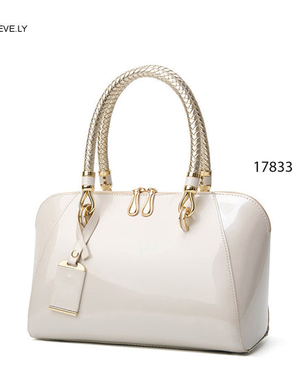 بيلا | حقيبة اليد العصرية اللامعة