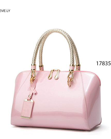 بيلا | حقيبة اليد العصرية اللامعة