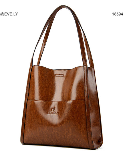 رِفقــة | حقيبة كتف جلد