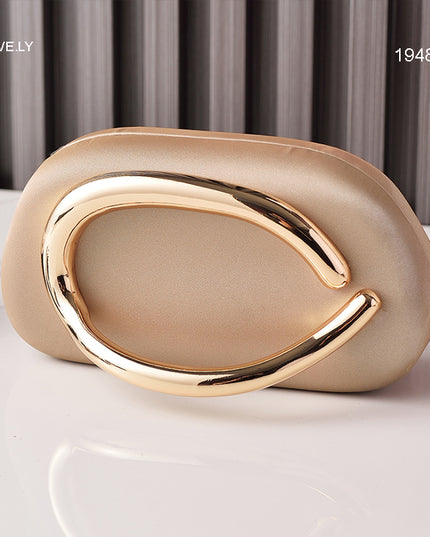 سيري | حقيبة السهرة الترندي