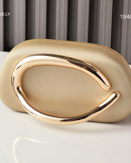 سيري | حقيبة السهرة الترندي