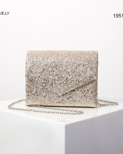 نجمة | حقيبة السهرة اللامعة