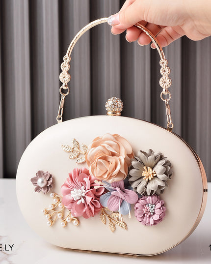 روز | حقيبة السهرة المزينة بالزهور